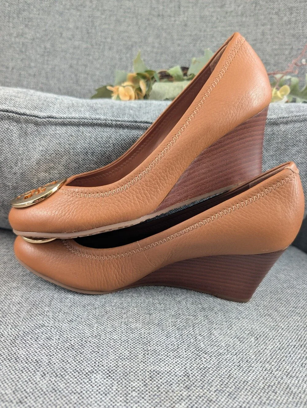 Tory Burch Sally Wedge plPumps